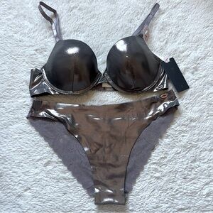 DANSKIN metallic bra& panty set size S